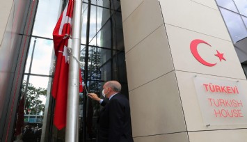 Cumhurbaşkanı Erdoğan, New York'un merkezindeki Türkevi'ni açtı