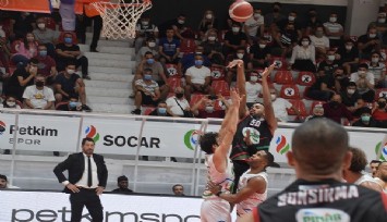 Basketbolda İzmir derbisinin kazananı Pınar Karşıyaka oldu
