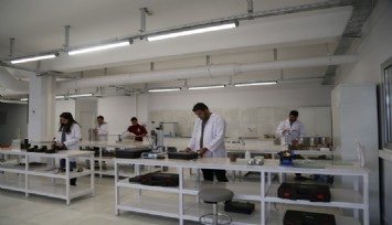 “Dirençli kent İzmir” hedefinde önemli adım: Egeşehir Laboratuvarı’na TSE onayı