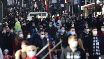 ‘’İzmir’de vaka sayısı rapordan daha yüksek’’