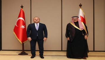 Dışişleri Bakanı Çavuşoğlu, Bahreyn Dışişleri Bakanı Al Zayani ile bir araya geldi