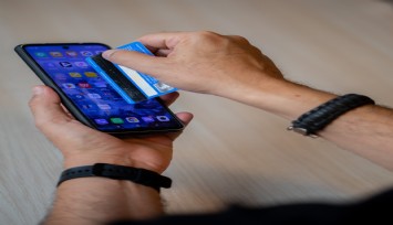 E-kredi kartı güvenlik açığı doğurabilir