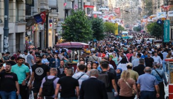 Bilim Kurulu üyesi Özlü'den Koronavirüs uyarısı: Ay sonunda vakalar artacak