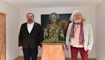 Çiğli'nin ilk sanat akademisi Kaklıç'ta açıldı