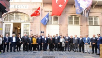 CHP İzmir'den Başkan Soyer'e destek ziyareti