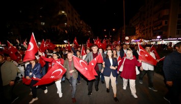 Karşıyaka'yı bayram coşkusu sardı