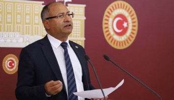 ‘Öğrenciler karne verse Bakan her yıl sınıfta kalır’