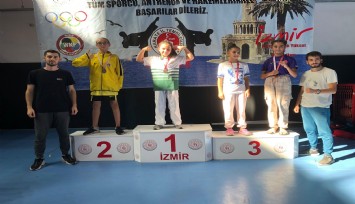 Manisa BBSK’lı karatecilerden 10 madalya
