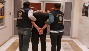 İzmir'de kız yurdunun önünde uygunsuz hareketler yapan şahıs yakalandı  