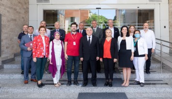 Yaşar Üniversitesine 'Beslenme Dostu İş Yeri' belgesi