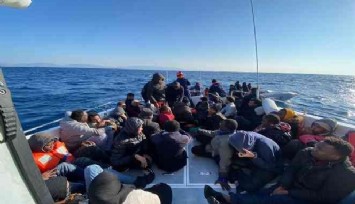 İzmir'de 77 göçmen kurtarıldı