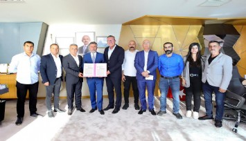 Bayraklı'da yüz güldüren toplu sözleşme