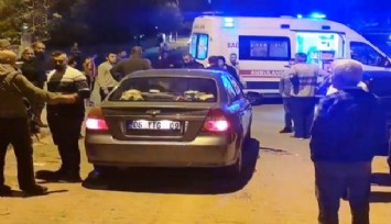 Alkollü şahıs fren yerine gaza basınca oğlunu ezdi  