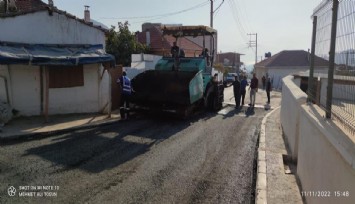 Bayraklı’da yollar yenileniyor 
