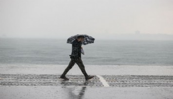 İzmir'de etkili sağanak yağış