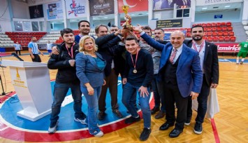 İzmir Basın Ligi’nin şampiyonu TSYD İzmir