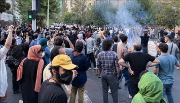 IHR: İran'da ölen gösterici sayısı 458’e yükseldi