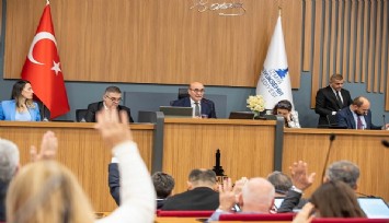 Başkan Soyer’den yatırım çıkışı: Bir metrelik metroyu da devletimiz yapsın, İzmir hak etmiyor mu?