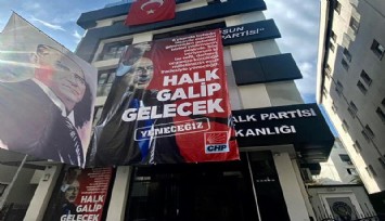 CHP İzmir'den 30 ilçeye pankart
