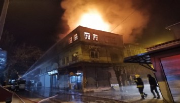 Tarihi çarşıda korkutan yangın