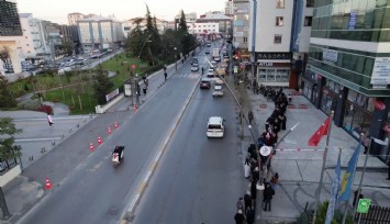 EYT’liler SGK önünde kuyruk oldu