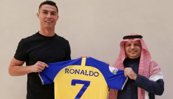 Ronaldo resmen Al Nassr'da