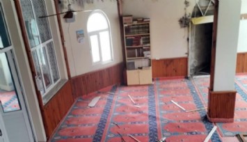 Muğla’da Cami’ye yıldırım çarptı