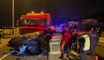 Tır ile otomobil çarpıştı: 1 ölü