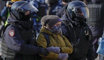 Rusya'da 48 kentte protesto