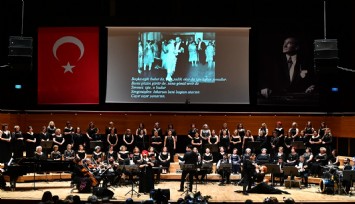 Cumhuriyetin kadınları İzmir'de söyledi, dünya dinledi