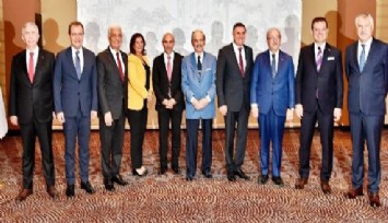 CHP’li 11 Büyükşehir Belediye Başkanından ortak “akaryakıt” açıklaması