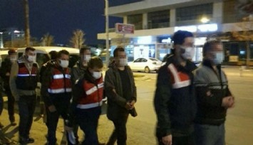 İzmir merkezli FETÖ operasyonunda 44 tutuklu