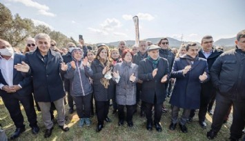 Başkan Soyer: “Zeytinime Dokunma” açıklamasına katıldı: Korkmuyoruz, hayatı ve doğayı savunmaya devam edeceğiz