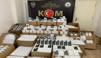 İzmir'de kaçak cep telefonu operasyonu