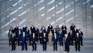 NATO Zirvesi’nde Boris Johnson’a tepki