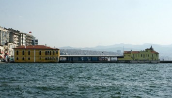 Körfezde sular çekildi, Pasaport kapandı