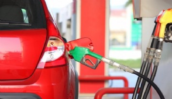 Bu geceden itibaren benzine indirim geliyor