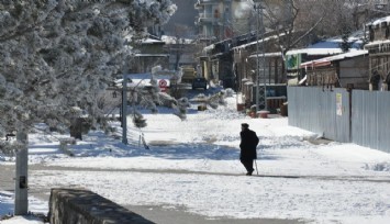 Türkiye’nin o kenti sanki son buzul çağını yaşıyor: Sıcaklık Nisan ayında eksi 13 dereceye kadar düştü
