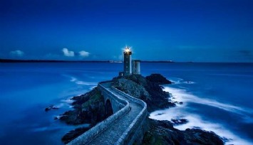 ‘’Galaksinin feneri projesi tehlikeli olabilir’’