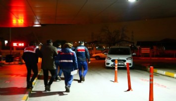 İzmir'de FETÖ'nün TSK yapılanmasına yönelik operasyonda 99 kişiye gözaltı kararı
