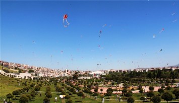 Bornova’da uçurtmasız çocuk kalmayacak: Gökyüzünü renklendirecek şenlik başlıyor