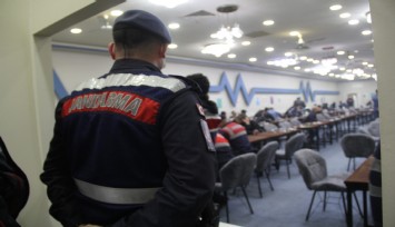 Sendika görünümlü kumarhaneye baskın