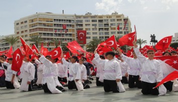İki yıl sonra İzmir'de muhteşem kutlama