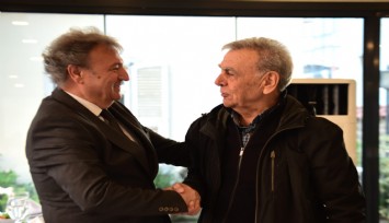 İduğ, Bornovalı iş insanlarıyla buluştu
