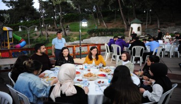 Başkan Çalkaya, üniversiteli gençlerle iftarda buluştu