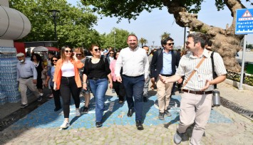 Çiğli'den kadın kadına Kemeraltı turu