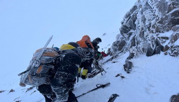 Vestel'in dağcısından 5 zirve tırmanışı