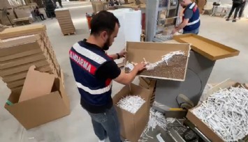 İzmir'de kaçak sigara fabrikasına baskın
