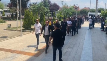 İzmir merkezli uyuşturucu operasyonunda 32 tutuklama