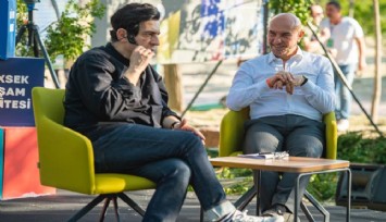 Başkan Soyer ve Okan Bayülgen gençlerle bir araya geldi